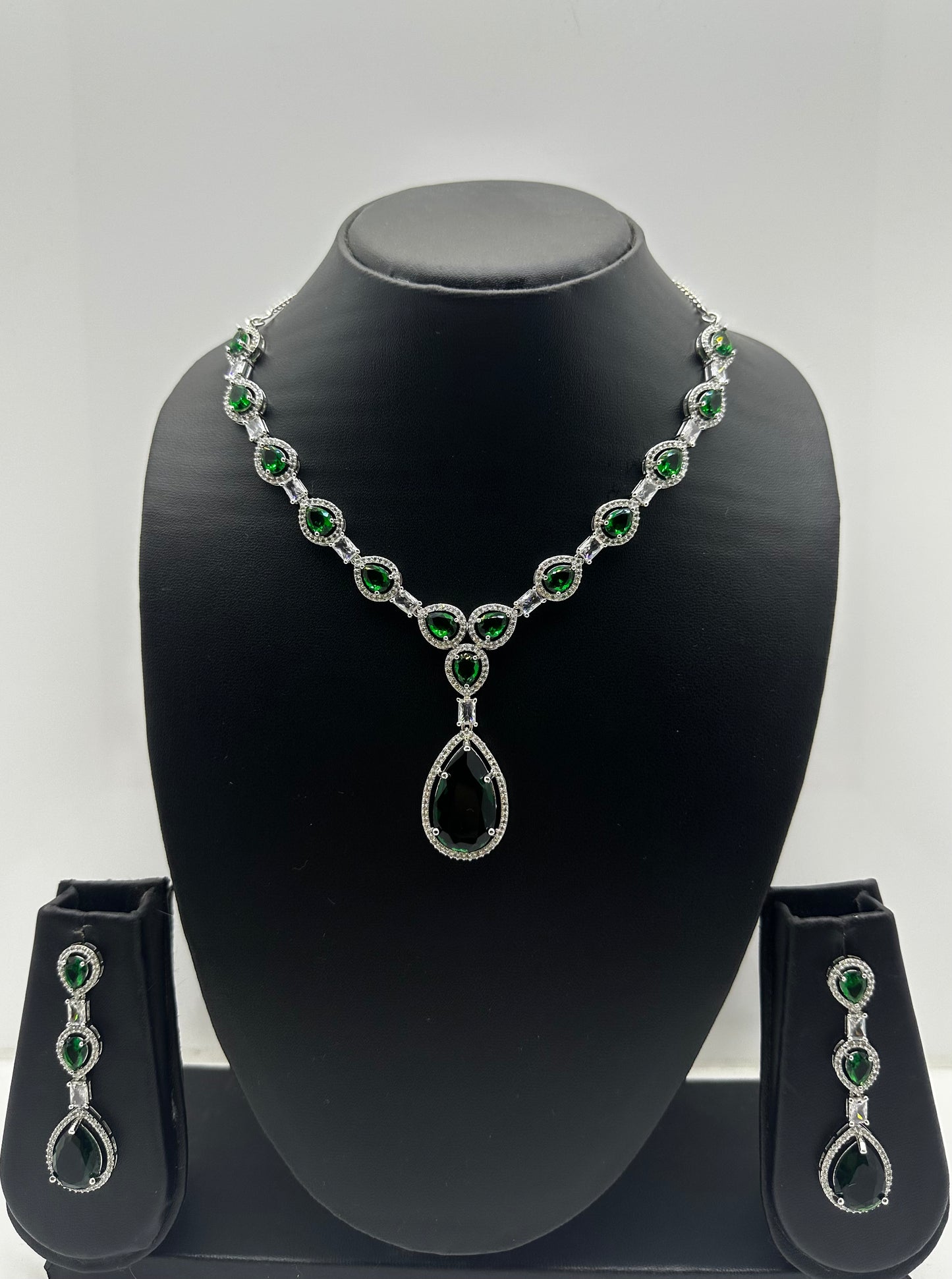 Crystal Mint Royal Necklace & Earring Set