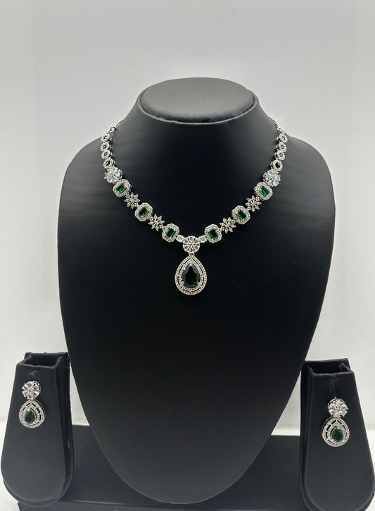 Emerald Elegance Diamond Necklace Set