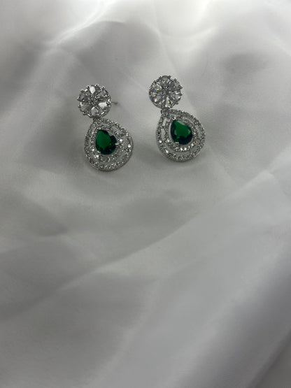 Emerald Elegance Diamond Necklace Set