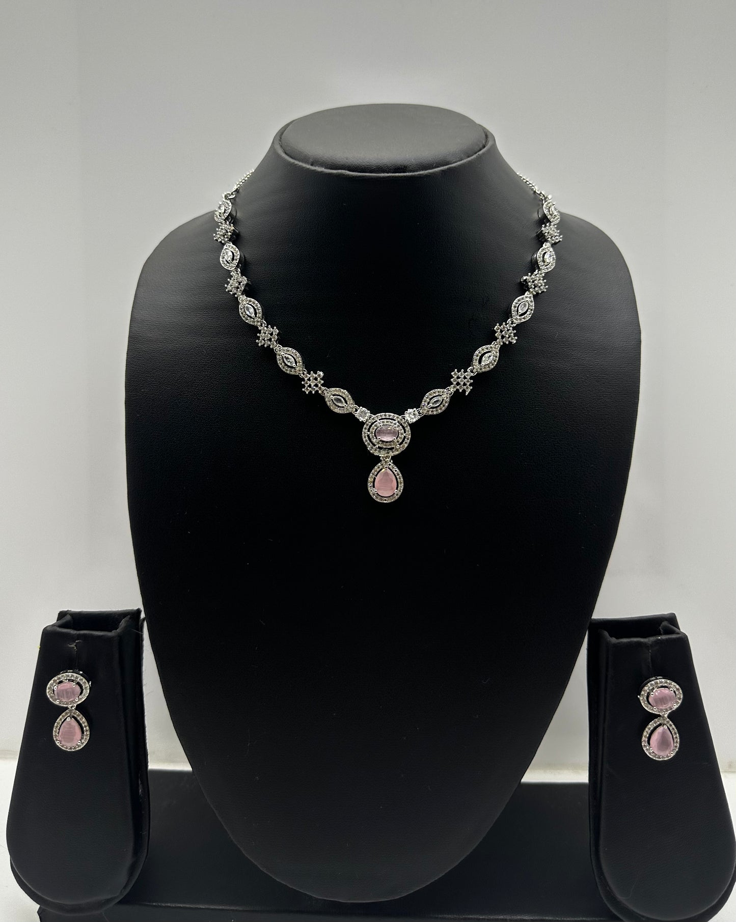 Emerald Radiance American Diamond Set