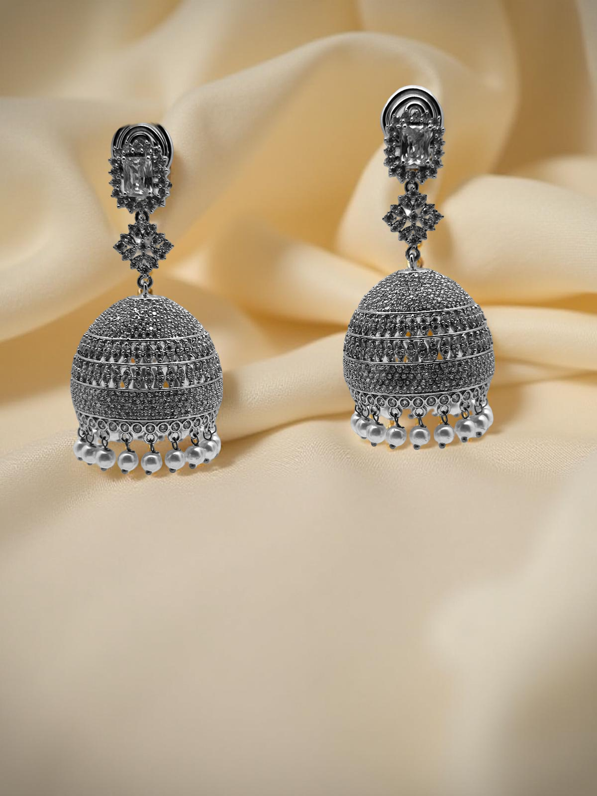 Pearl Radiance Jhumka Earring